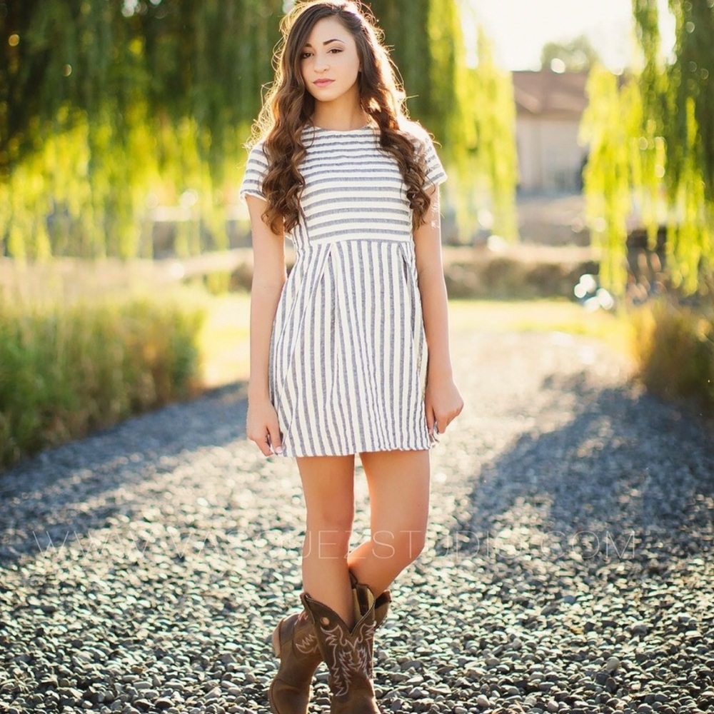 ETWO Vintage Inspired dress
